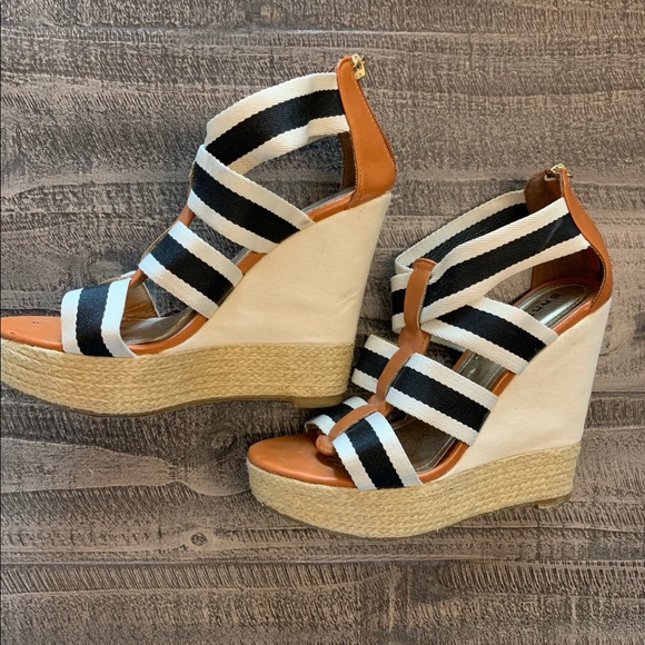 Chunky black white, chestnut colored wedges 7.5 - Picture 2 of 6